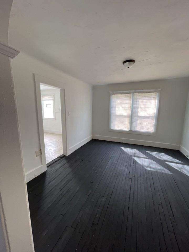 137 Geneva St - Photo 3 of 7