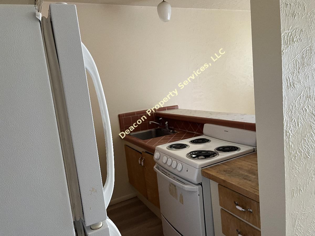 8600 Zuni Rd Se - Photo 5 of 25