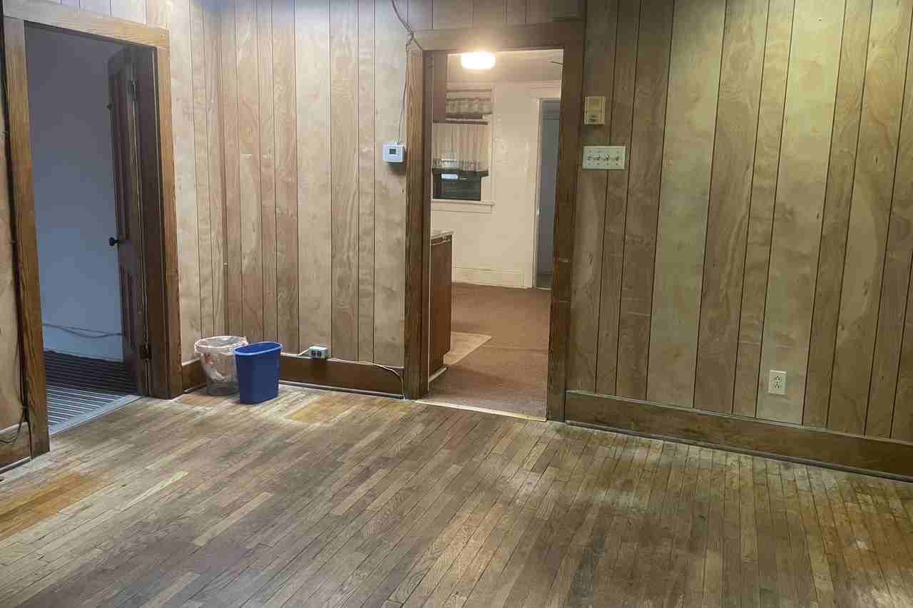 1332 Nw Central Ave - Photo 3 of 15