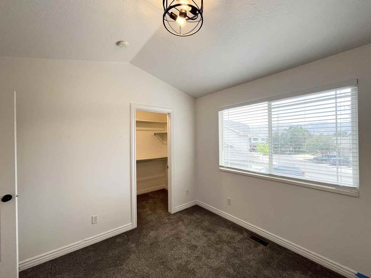 632 E Long Shadow Dr #1 - Photo 7 of 19