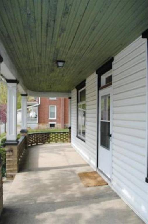 201 S Carlisle St - Photo 3 of 16