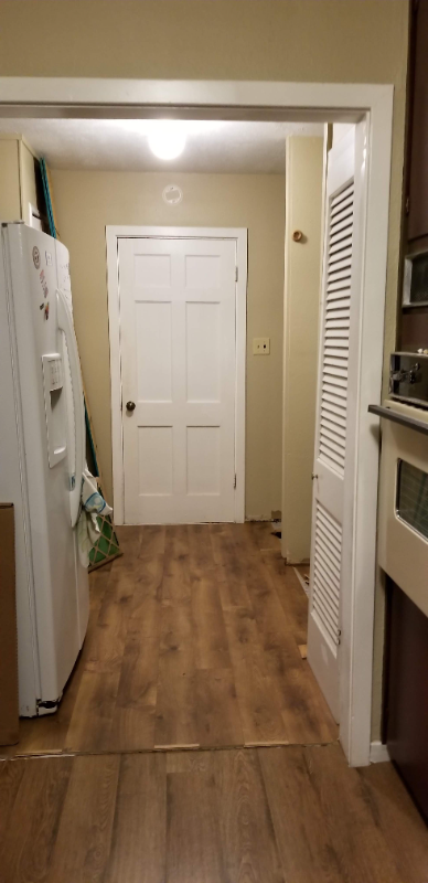 606 Churchill Dr - Photo 3 of 7