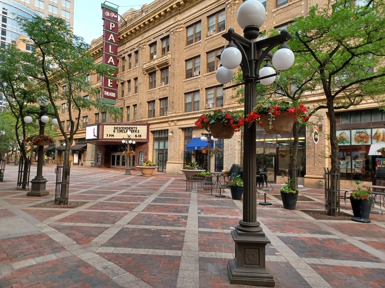 9 West 7th Place - Photo 2 of 7