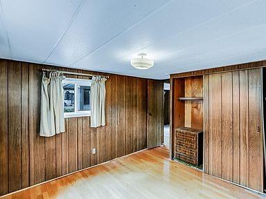 1351 Ambleside Dr #NA - Photo 2 of 5