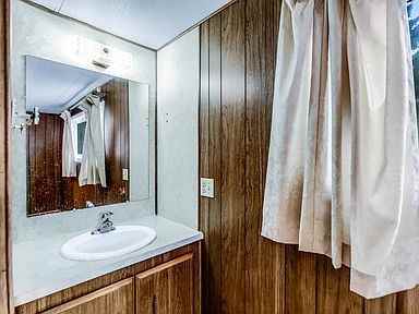 1351 Ambleside Dr #NA - Photo 3 of 5