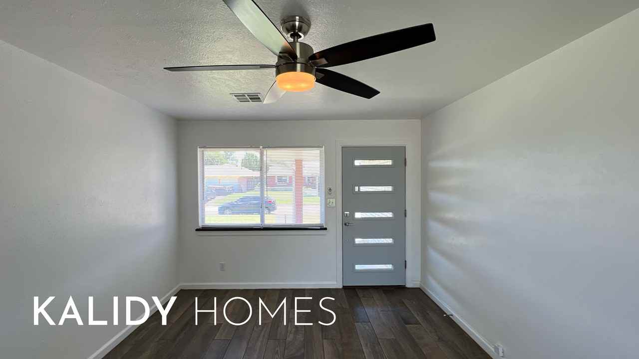 1433 Sw 60th St #1 - Photo 6 of 26