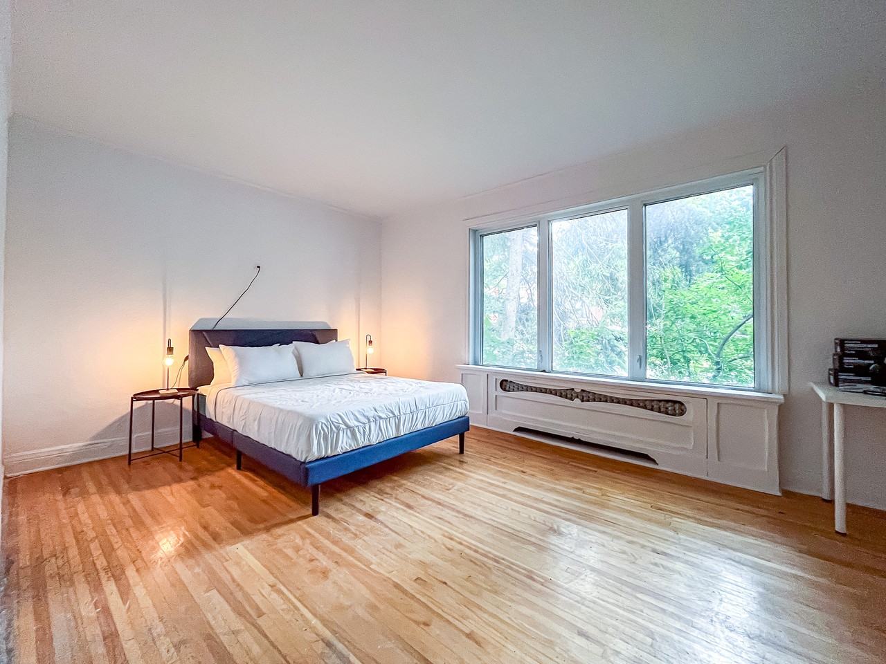 4653 Avenue Lacombe - Photo 3 of 15