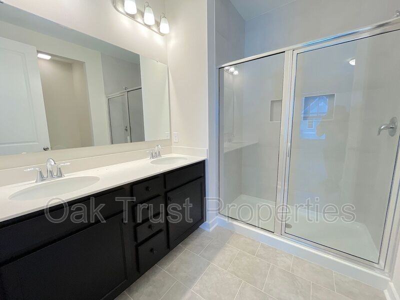 1017 Swamp Harrier Ave - Photo 7 of 16