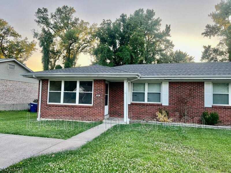 835 Cole Blvd - Photo 2 of 10