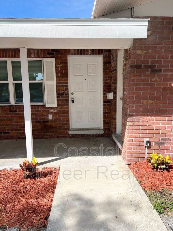 10891 99th Pl - Photo 3 of 25