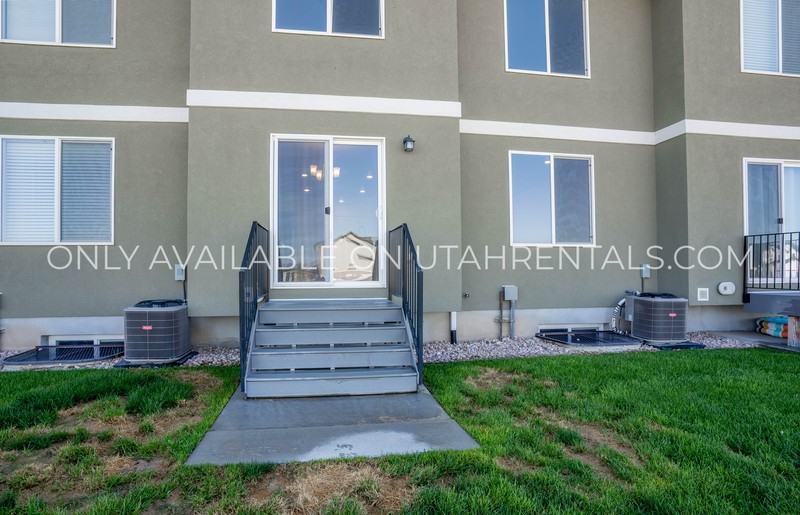 1864 Sw - Photo 3 of 20