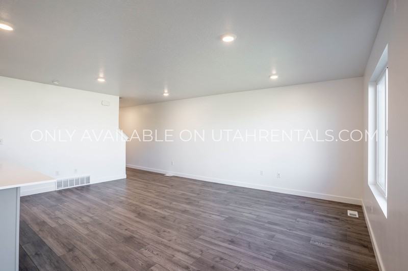1864 Sw - Photo 7 of 20