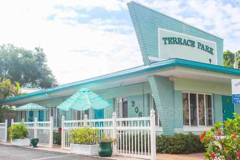 206 9Th Ave Ne, St. Petersburg, FL 33701 - Photo 2 of 19