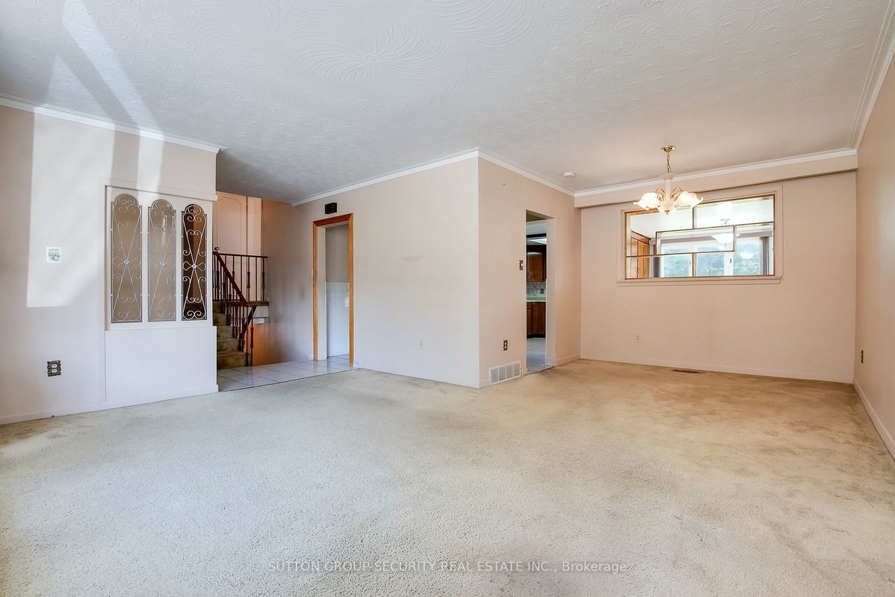 19 Lancer Drive #308 - Photo 2 of 6