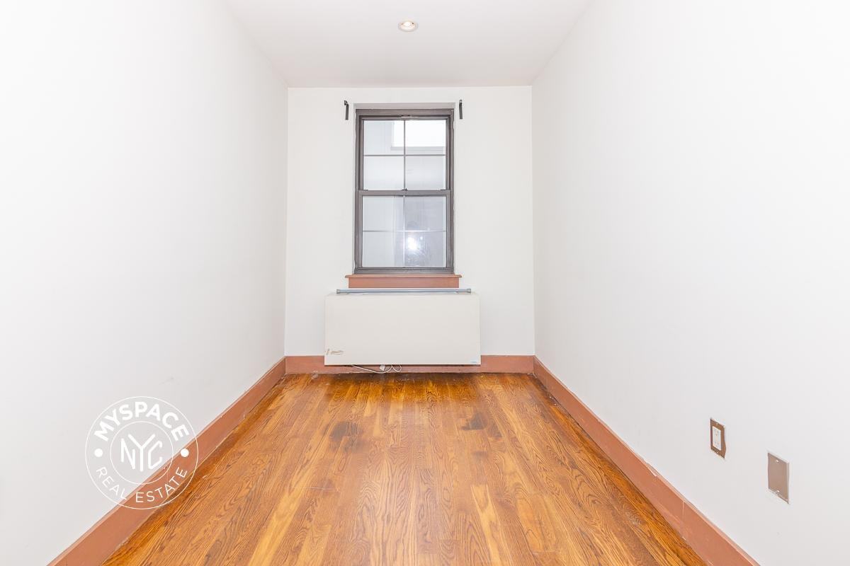 116 Jefferson St #2B - Photo 7 of 13