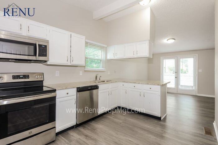 1834 N Girls School Rd - Photo 2 of 18