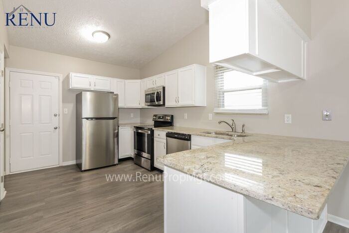 1834 N Girls School Rd - Photo 3 of 18