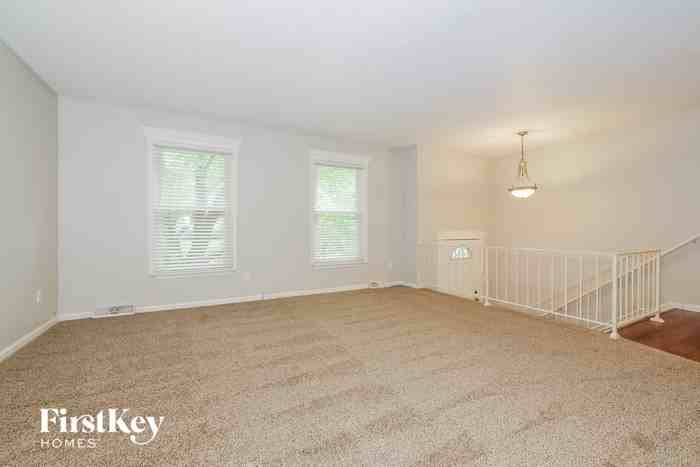 5910 Nw Walnut Creek Cir - Photo 3 of 16