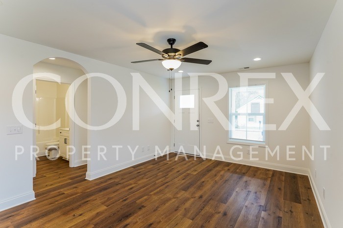 658 19th Ave W - Photo 3 of 17