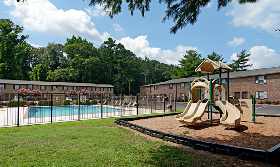 Avondale Townhomes - Photo 7 of 26