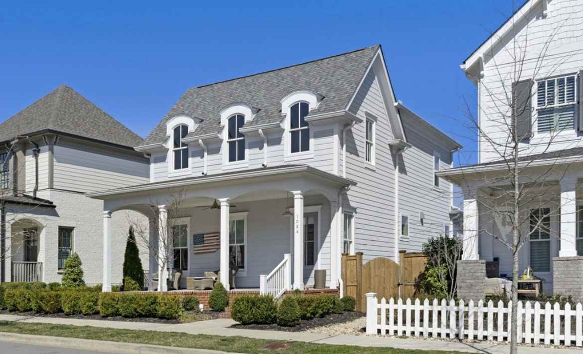 1084 Beckwith St #NA - Photo 2 of 32