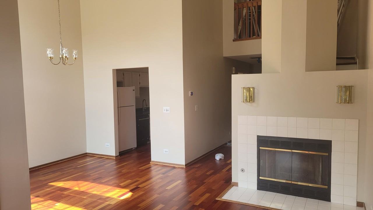 1266 S Parkside Dr #1 - Photo 2 of 12