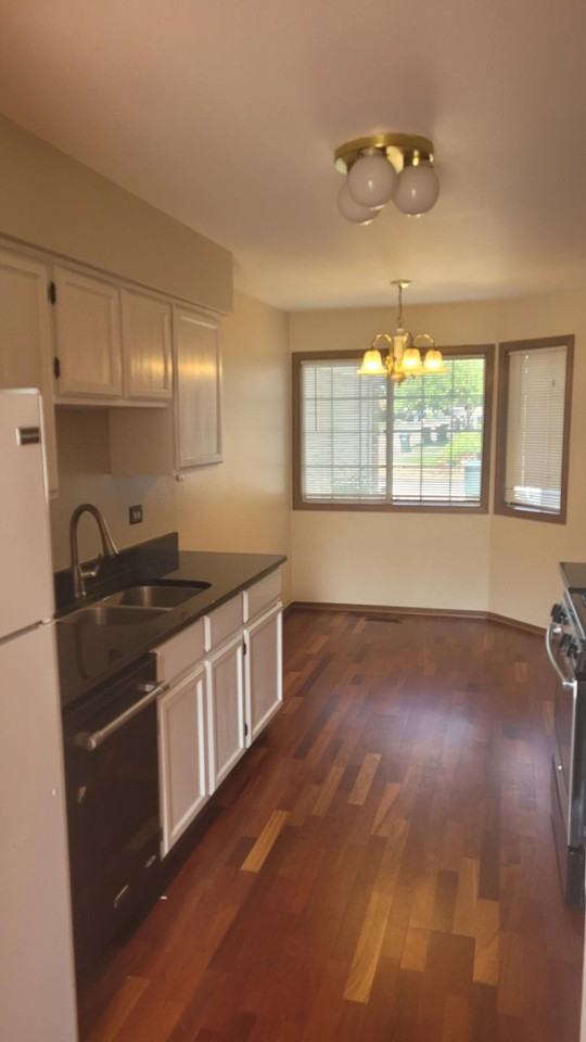 1266 S Parkside Dr #1 - Photo 3 of 12