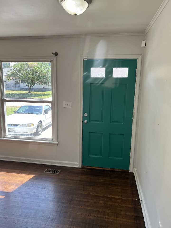 3322 S Louisville Ave #1 - Photo 3 of 29