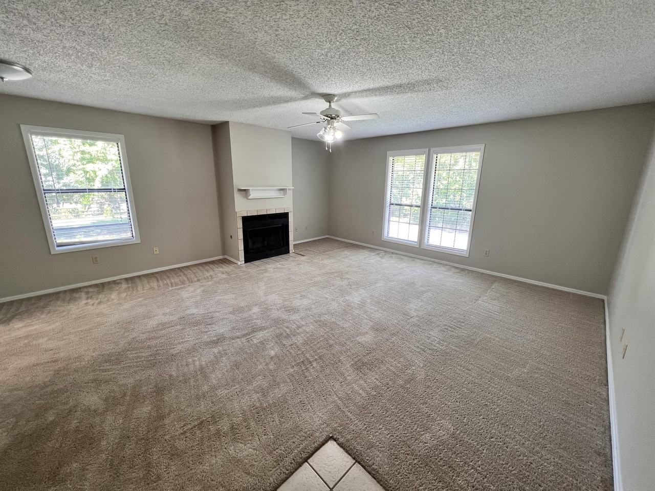 South Albert Pike Avenue #2022 - Photo 2 of 4