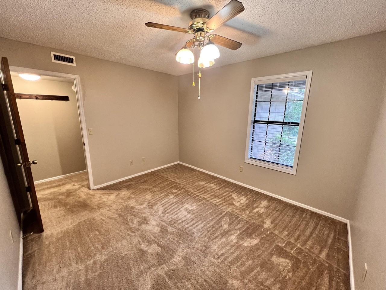 South Albert Pike Avenue #2022 - Photo 3 of 4