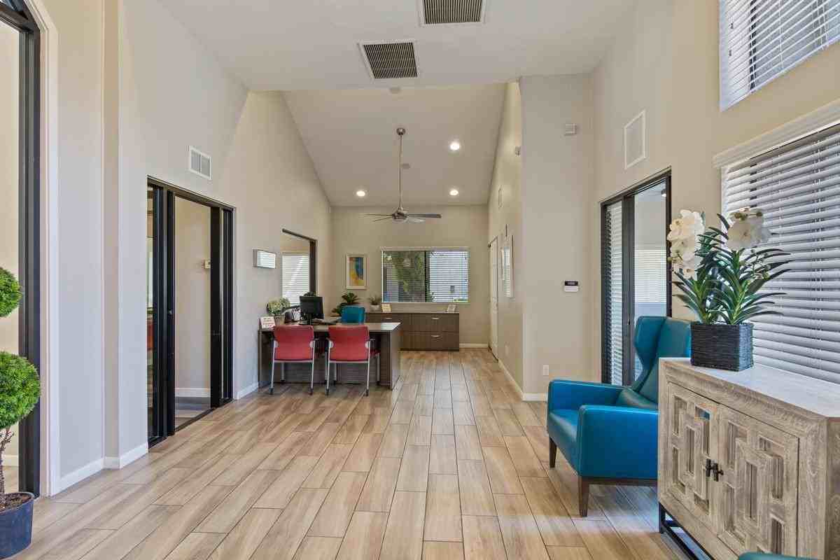 1055 W Baseline Rd - Photo 4 of 48