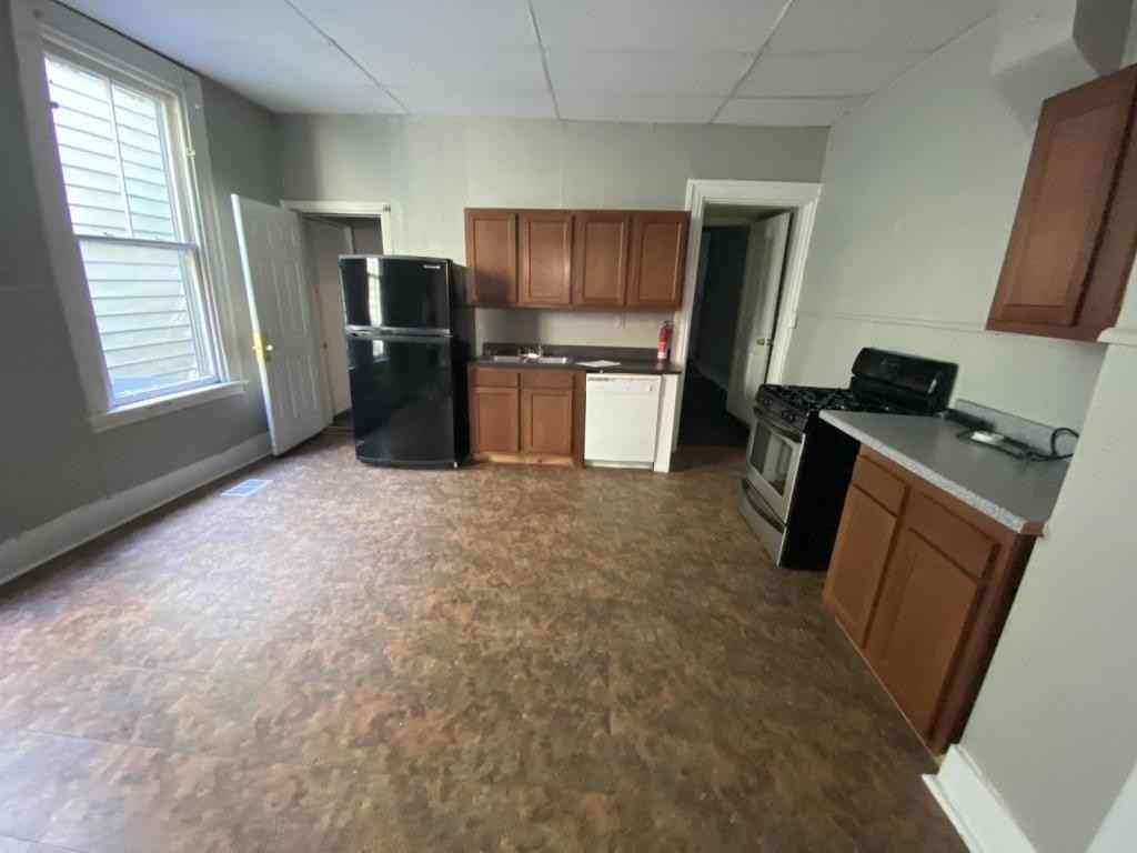 7 W Hollister St - Photo 2 of 4