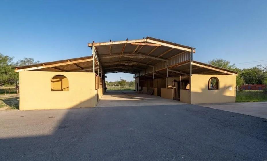 10680 N La Homa Rd - Photo 7 of 27
