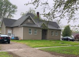featured image of 509 E 4th St