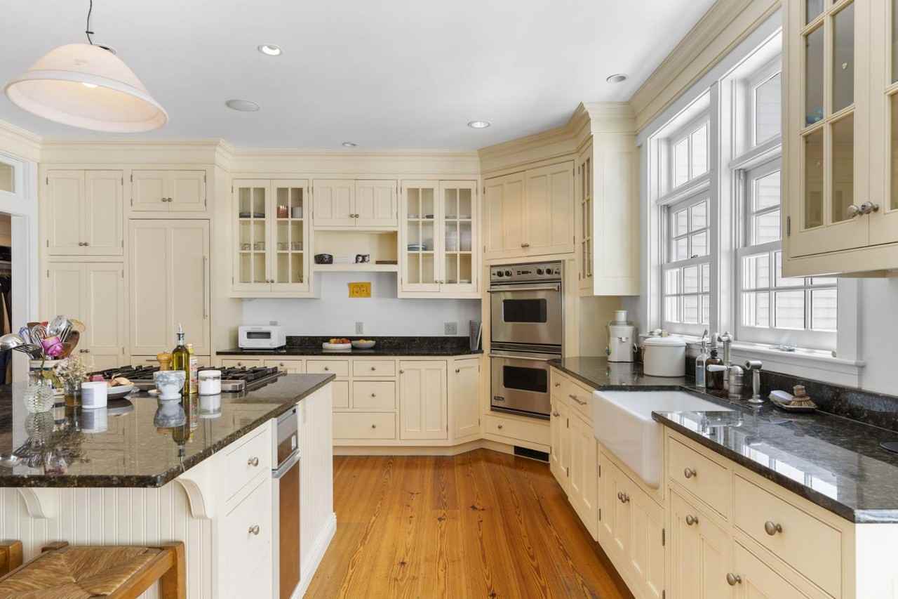 53 Stonybrook Rd - Photo 2 of 36