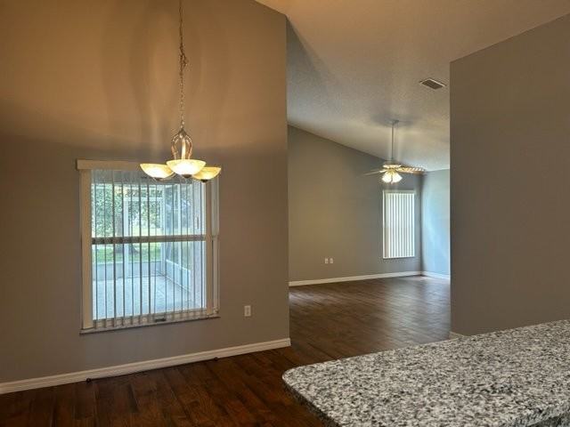 2503 Hybrid Ct - Photo 5 of 17