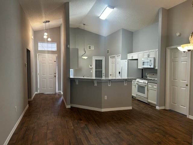 2503 Hybrid Ct - Photo 7 of 17