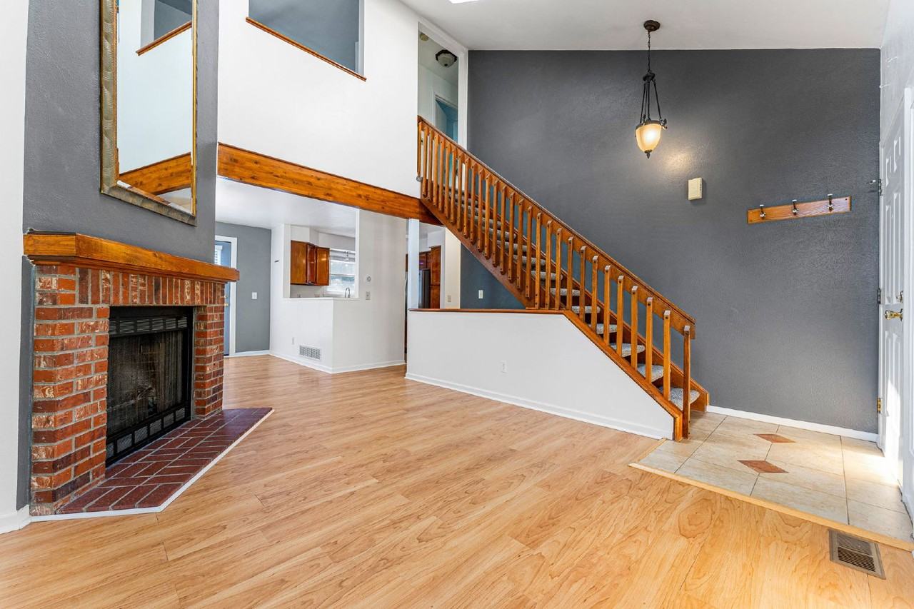 13313 Birch Cir - Photo 3 of 25