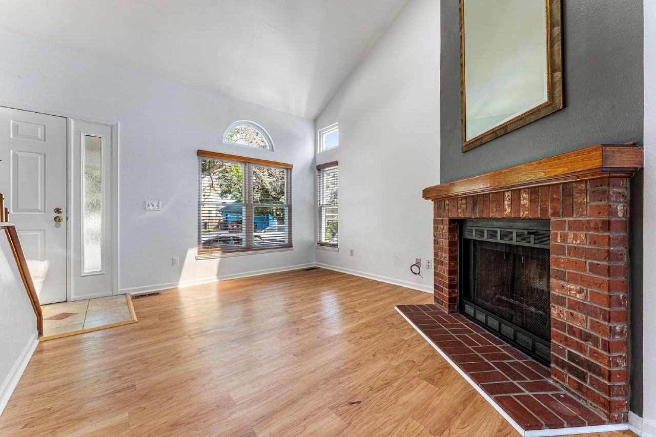 13313 Birch Cir - Photo 5 of 25