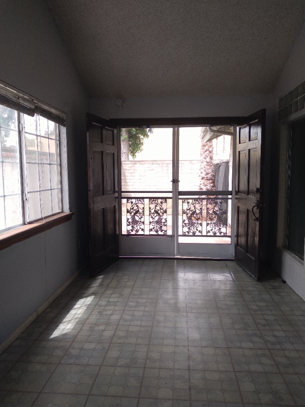 12864 Raintree Ct - Photo 3 of 25