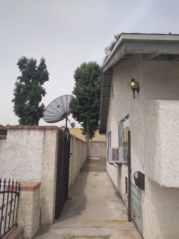 12864 Raintree Ct - Photo 6 of 25