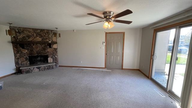 380 Villabrook Dr - Photo 3 of 14