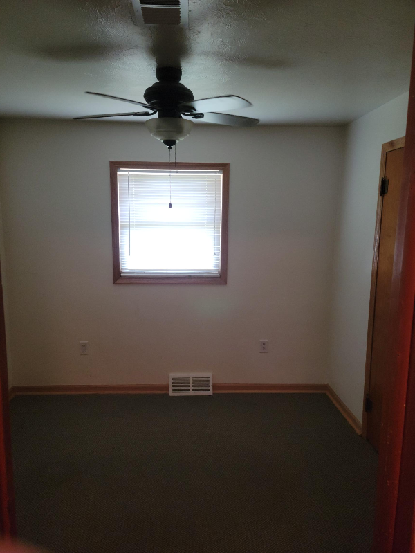 306 W Palmer St - Photo 3 of 4