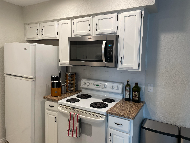 2107 Courtney St #A - Photo 6 of 11