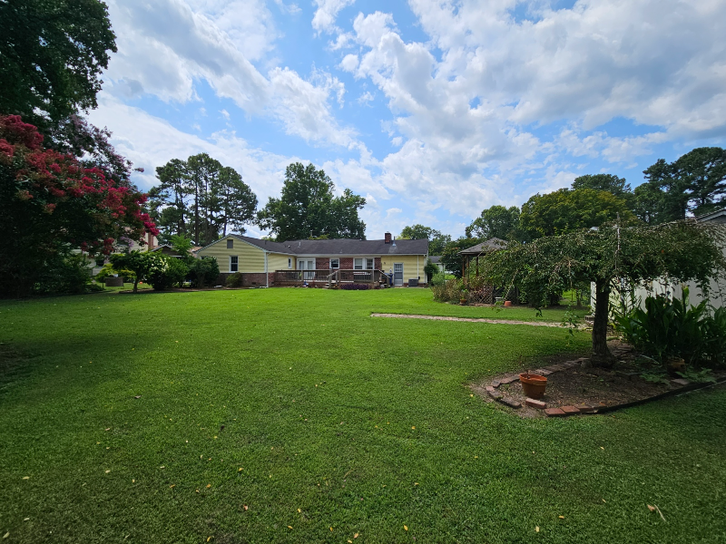 502 Quarterfield Rd - Photo 2 of 22