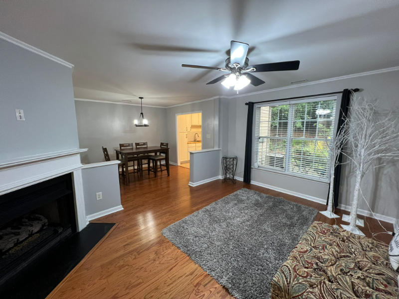 9803 Blackwell Dr - Photo 2 of 13