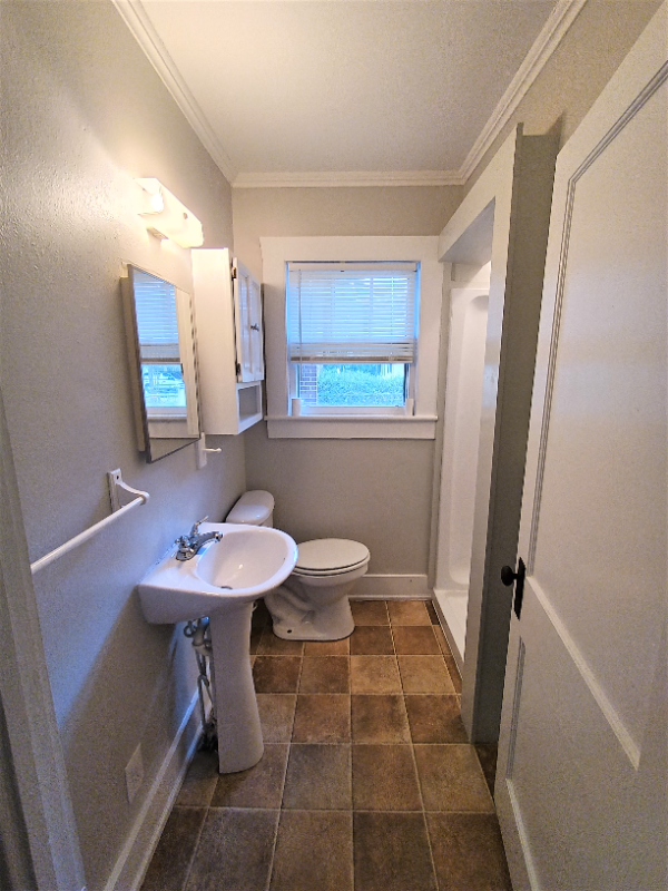 186 E Brazell St #B - Photo 7 of 14