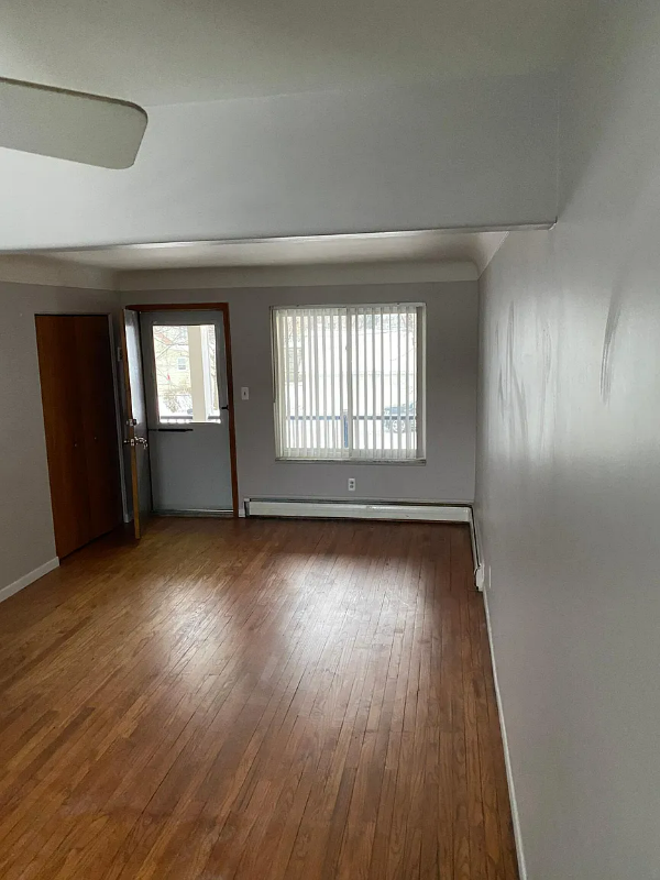 16171 Emily Ct #5 - Photo 3 of 5