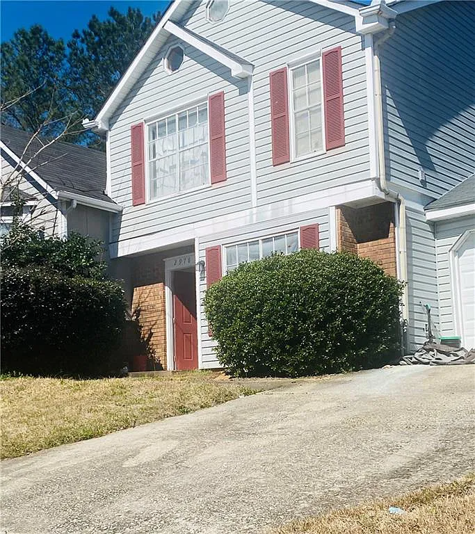 2978 Kenville Ln - Photo 3 of 12