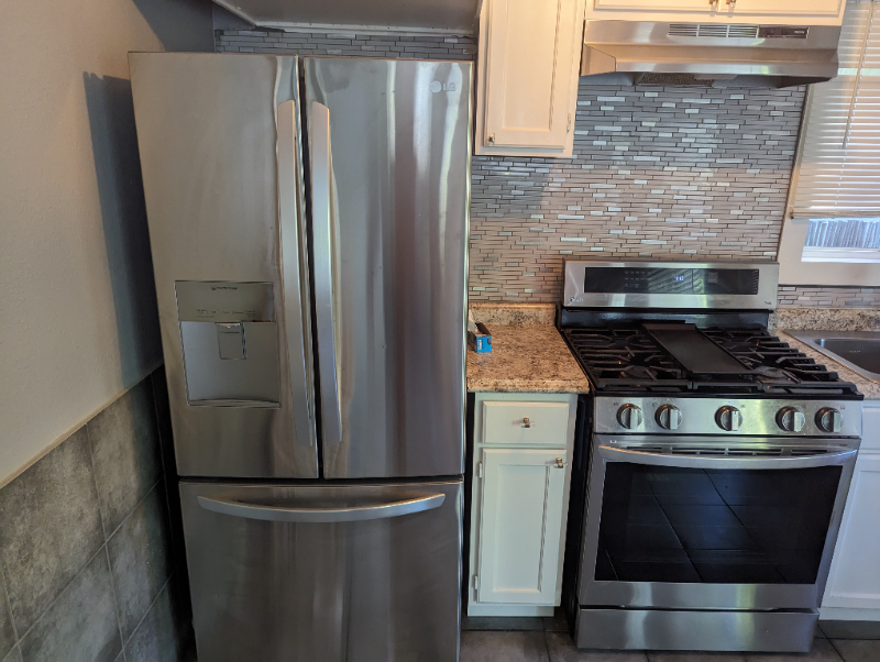 310 N 60th St - Photo 3 of 25